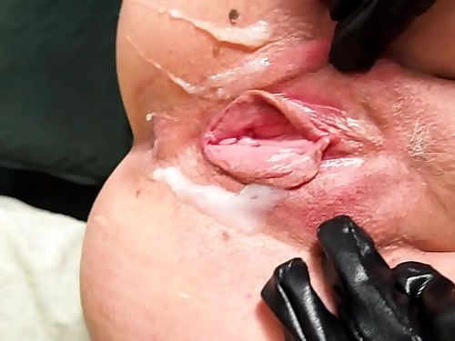 Shaven Cunt ULTRA Close-up Smash